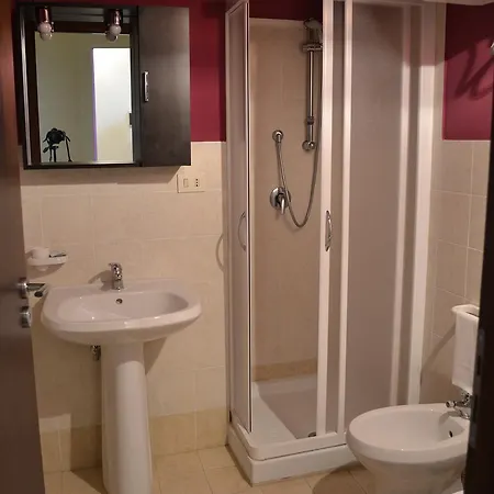 Furnished In קטאניה